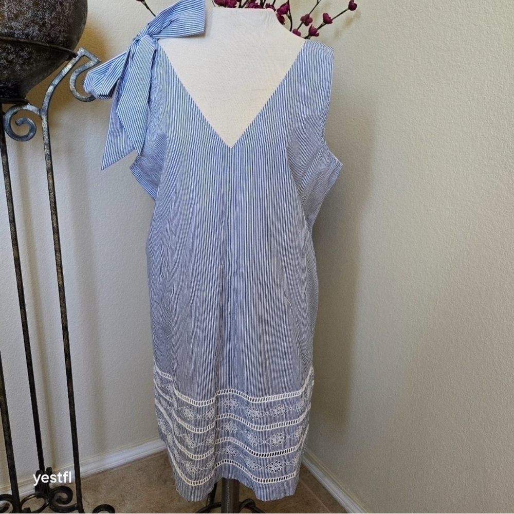 VINEYARD VINES Eyelet Moonshine Sandbar Stripe Bow Sleeveless V-Neck Mini Dress